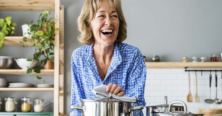 9 Habits to Break After 60 for a Healthier, Happier Life - Featured image