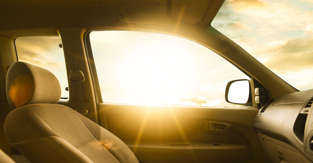 Father Charged With Murder After Leaving Daughter in Hot Car Takes Vacation to Hawaii - Featured image