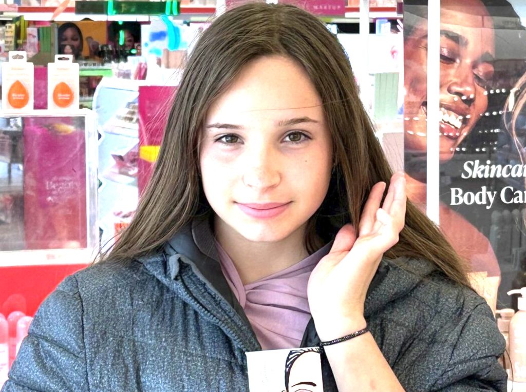 Alisa Petrov in a store
