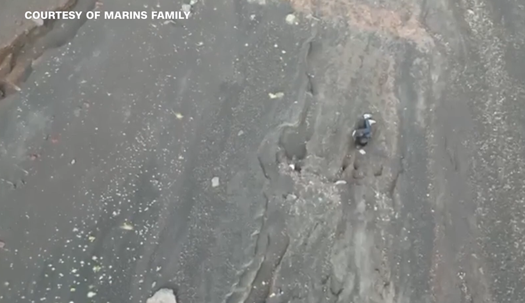 Juliana's body was finally located on a cliffside at a depth of around 500 meters, approximately 1,640 feet.