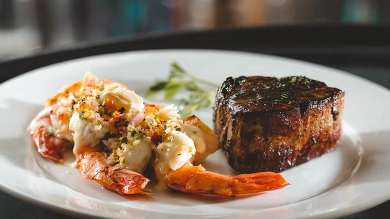 Eddie V’s Prime Seafood: Luxury on a Plate
