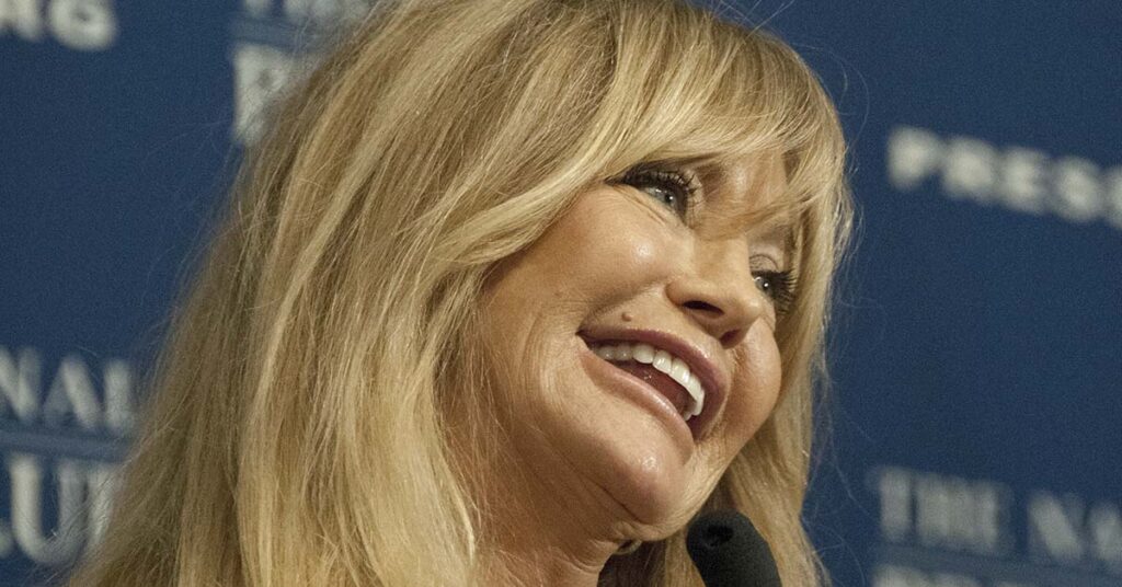 Goldie Hawn Makes Waves with Swimsuit Pics from Vacation - Featured image