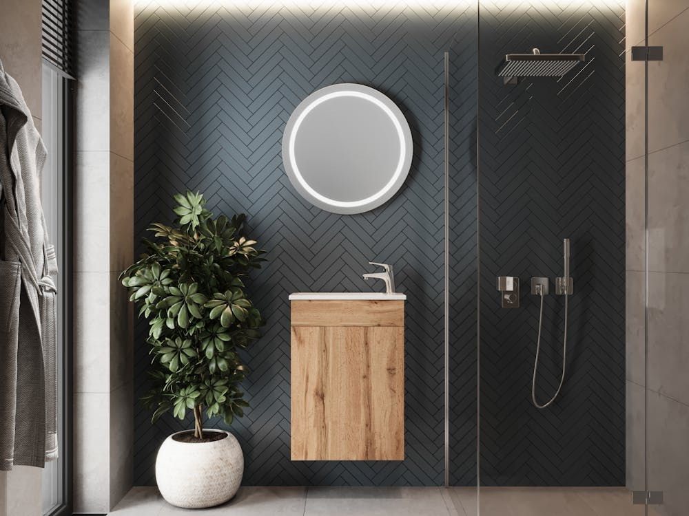 Current bathroom remodels emphasize practical design, user comfort, and adaptable layouts.