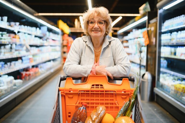 10 Best Secret Ways to Save Money at Walmart - Featured image