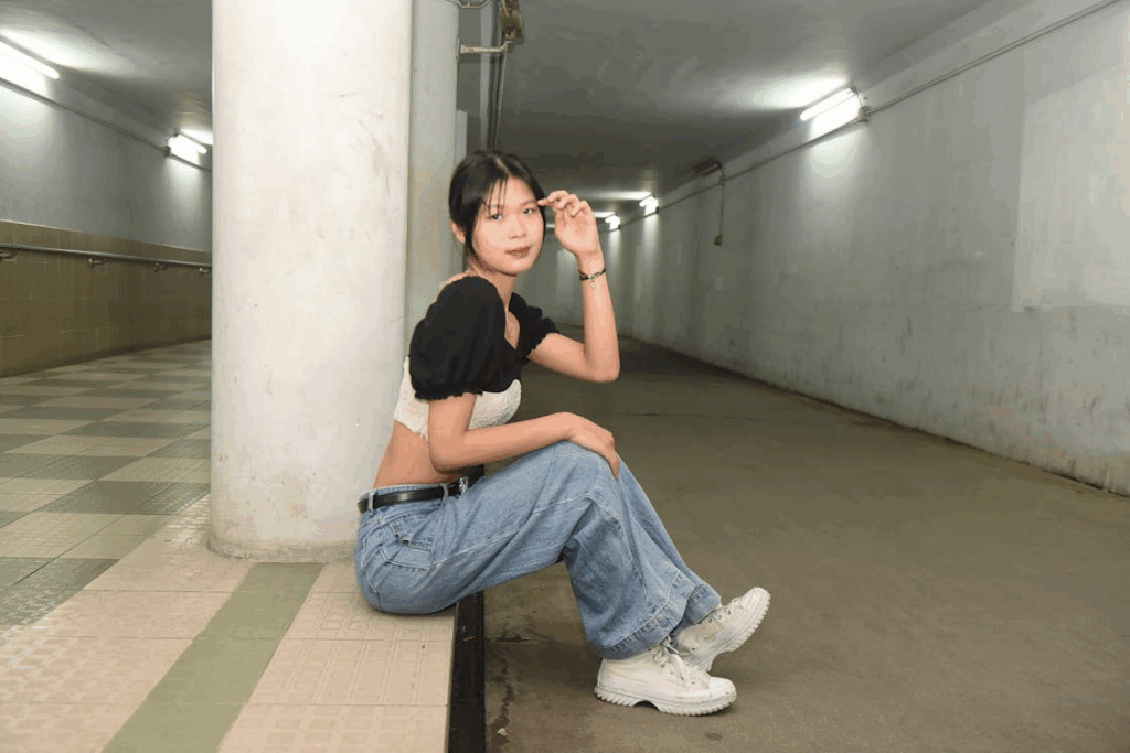 With their retro flair, flared jeans are made for those who mix nostalgia with fearless self-expression.