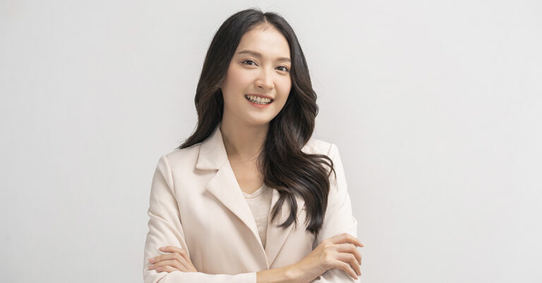 If You Hear a Woman Say These 8 Things, She Might Be Smarter Than You Think - Featured image