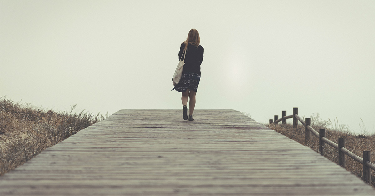 When to Walk Away: 15+ Signs It’s Time to Cut Ties With Someone