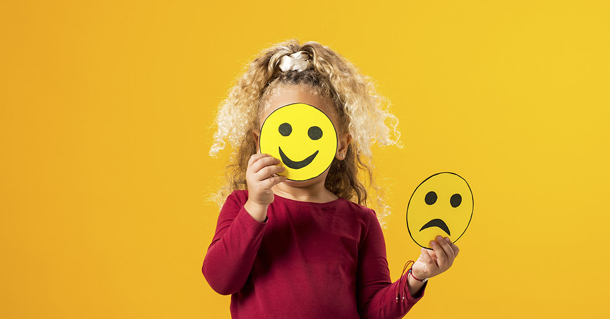 Security Expert Warns Parents About Using Emojis on Children’s Faces in Photos