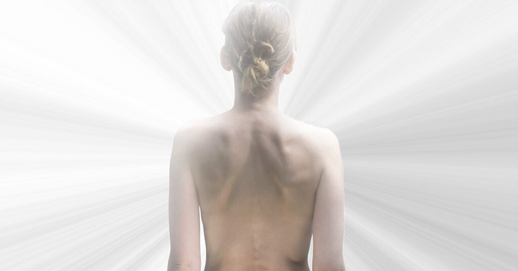 7 Signs Your Soul Is in the Middle of a Deep Inner Transition - Featured image