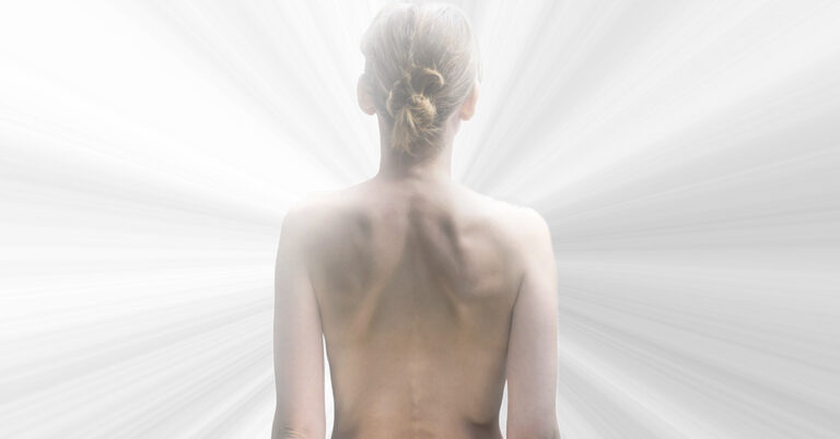 7 Signs Your Soul Is in the Middle of a Deep Inner Transition - Featured image