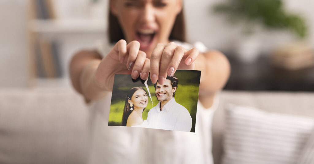 My Mom’s New Man Looked Familiar—Then I Realized Who He Was – a Short Story - Featured image