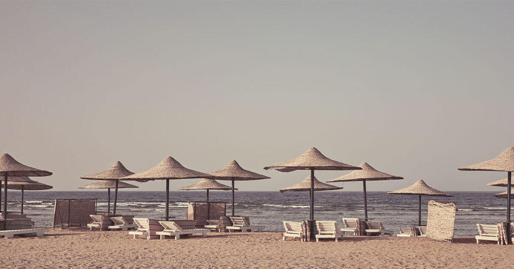 A Throwback to Beach Days Past: Swimwear and Style in the ’50s and ’60s - Featured image