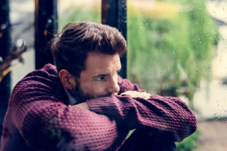 7 Things a Man Never Forgets About a Woman, Even if He Moves On - Featured image