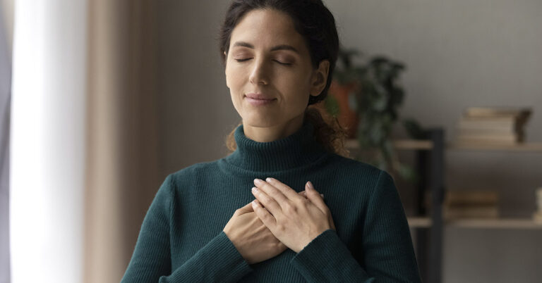 10 Clear Signs a ‘Soul Helper’ Has Come Into Your Life - Featured image