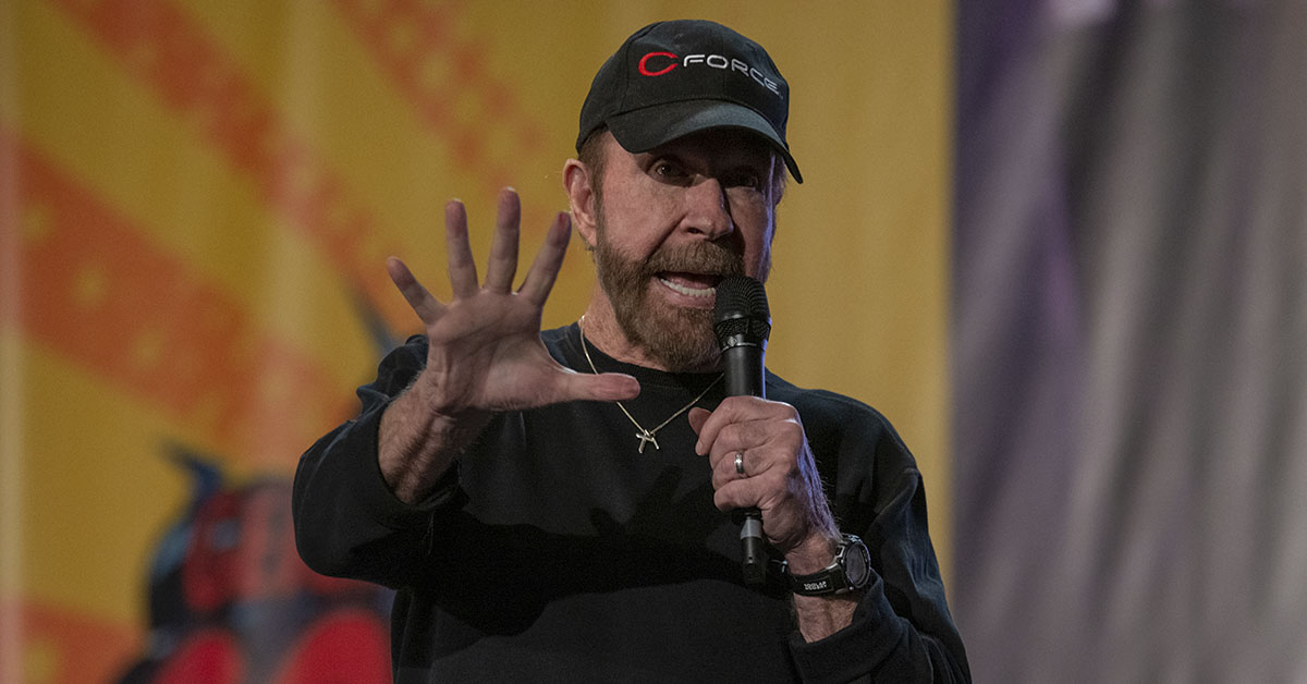 15+ Chuck Norris Memes Proving His Legend Lives On