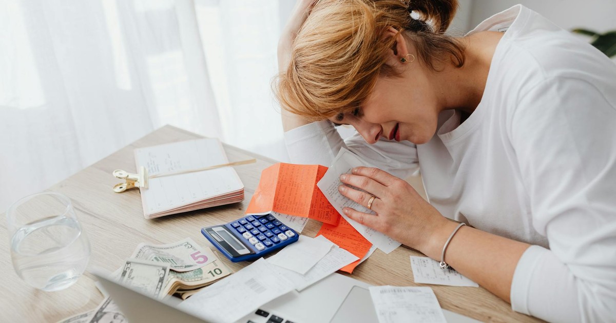 12 Warning Signs That the Next Generation May End Up Poorer Than Their Parents