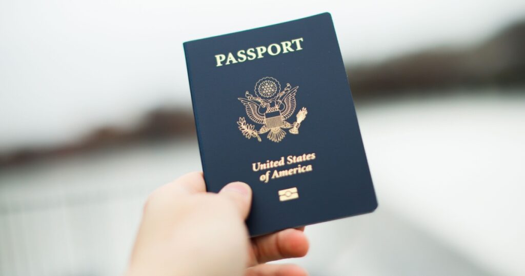 A 30-Year-Old Law Is Now Being Used to Revoke Americans’ Passports - Featured image
