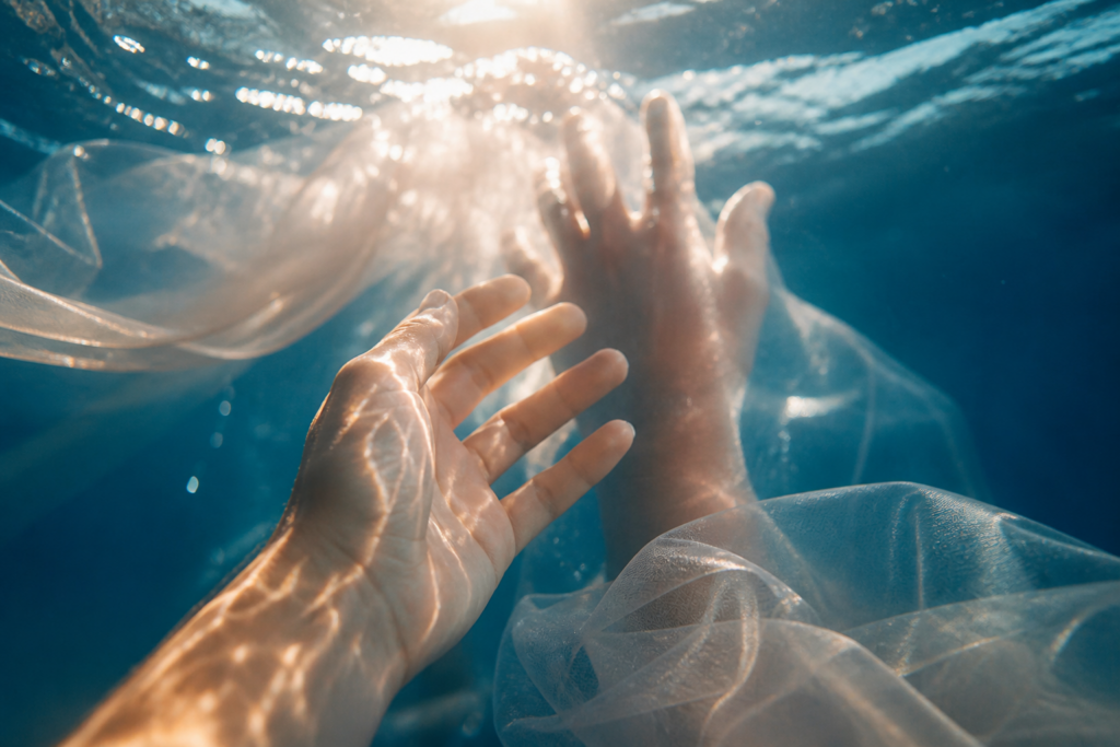 dreaming, water, light