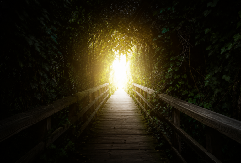 After Three Near-Death Experiences, a NASA Scientist Reveals the Vision that Kept Repeating - Featured image