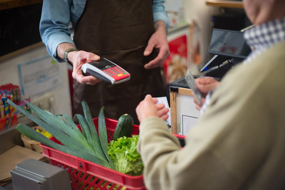America’s Biggest Supermarket Chain Is Taking on Costco and Walmart - Featured image