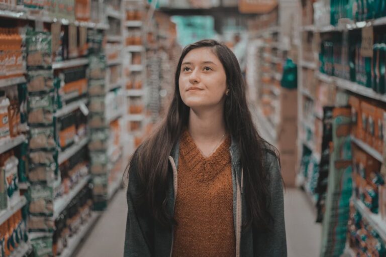 12 ‘Weird’ Characteristics of People Who Refuse to Use Self-Checkout - Featured image