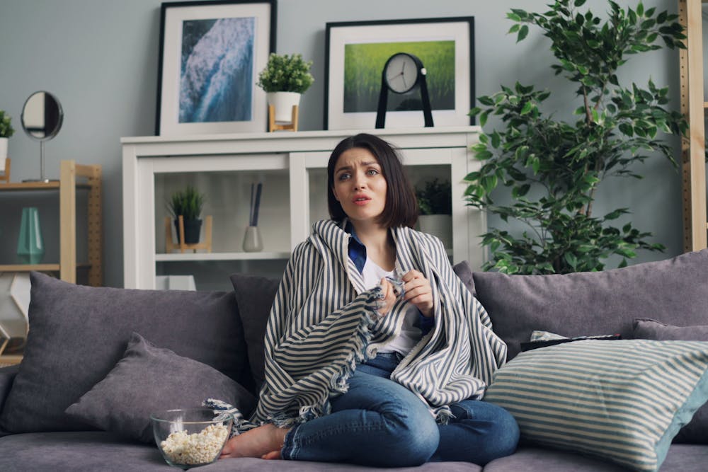 Binge-Worthy Shows for Moms: Your Ultimate Weekend Streaming List