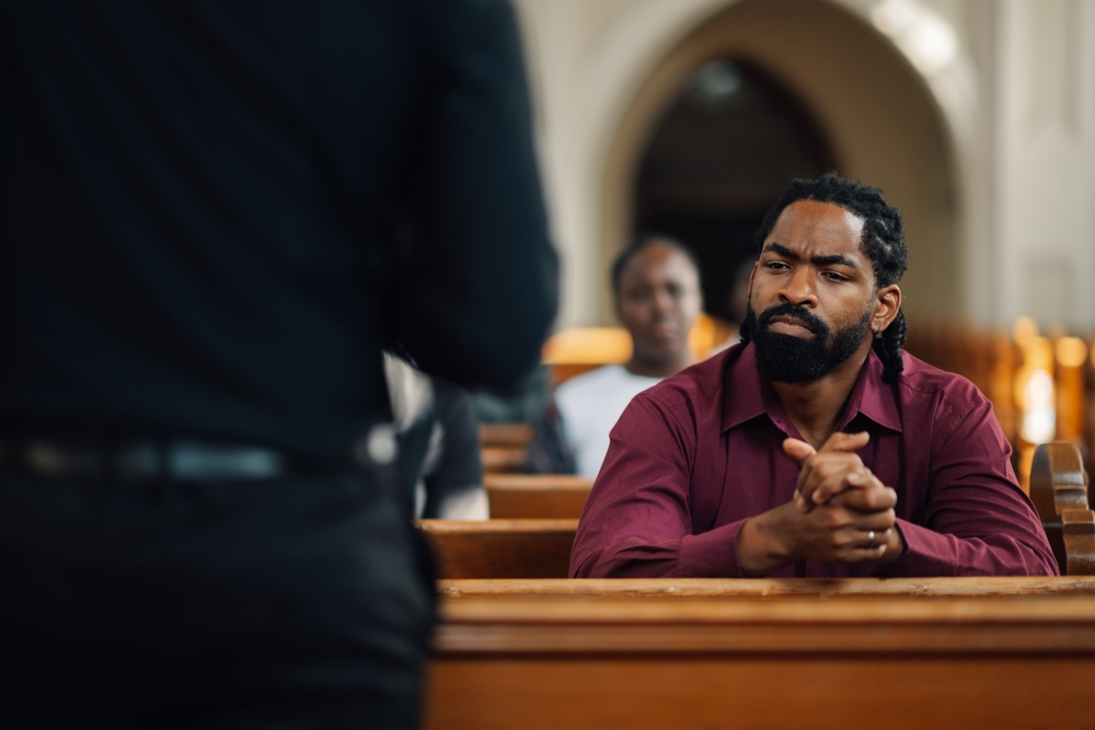 12 Behaviors People Notice and Judge in Church