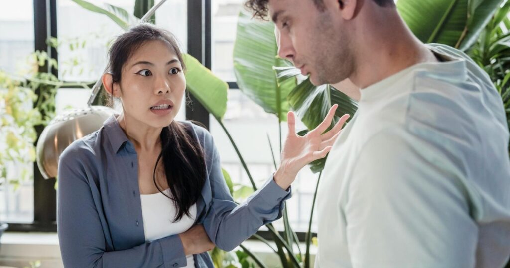 The 6 Biggest Mistakes People Make With Narcissists - Featured image