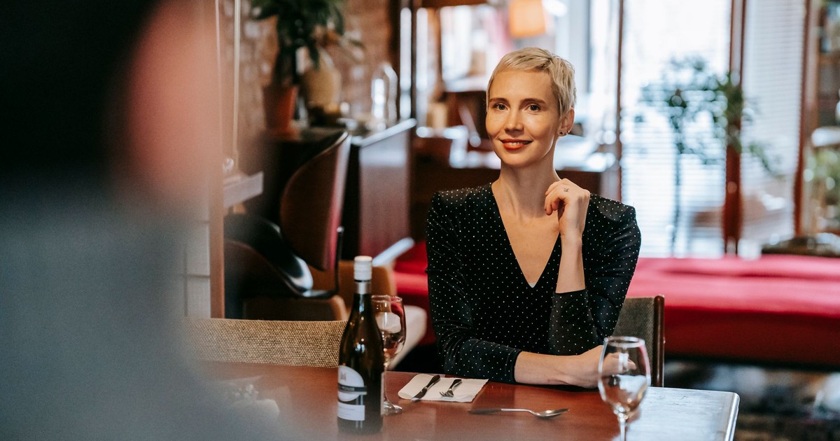 11 “Friendly” Questions That Are Actually Backhanded Compliments