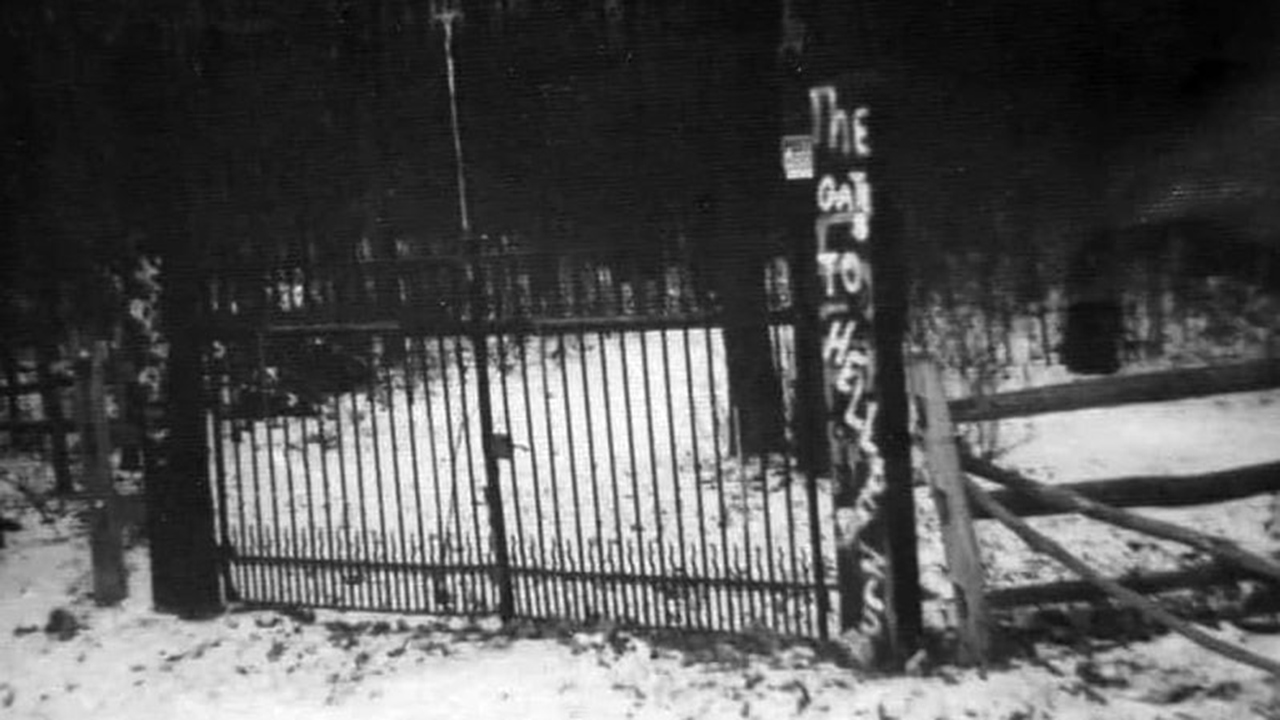 Toad Road gate