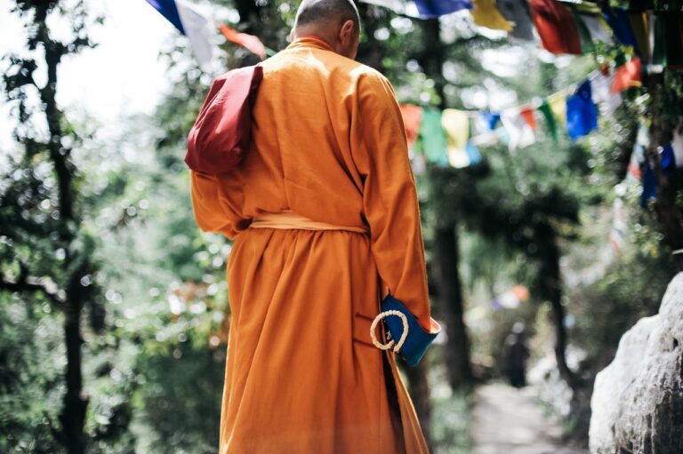 This is the secret to a happy life, says Buddhist monk found to be the ‘happiest person alive’ - Featured image