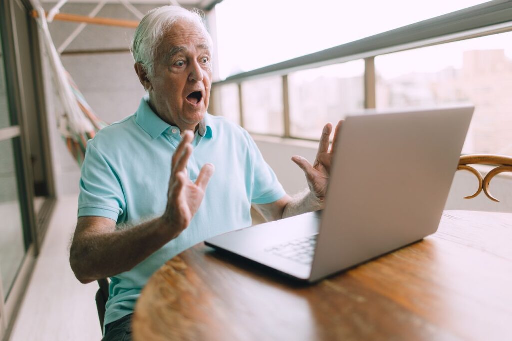 Man Discovers Childhood Best Friend Is Actually His Brother 60 Years Later - Featured image
