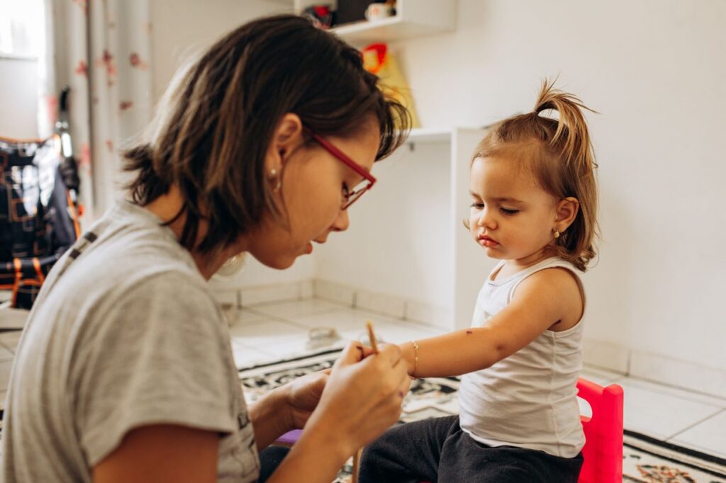 Smart Mom’s Babysitter Extra Chores List Goes Viral - Featured image