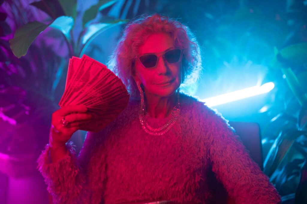 8 Tips to Build Wealth in Your 50s and Beyond - Featured image