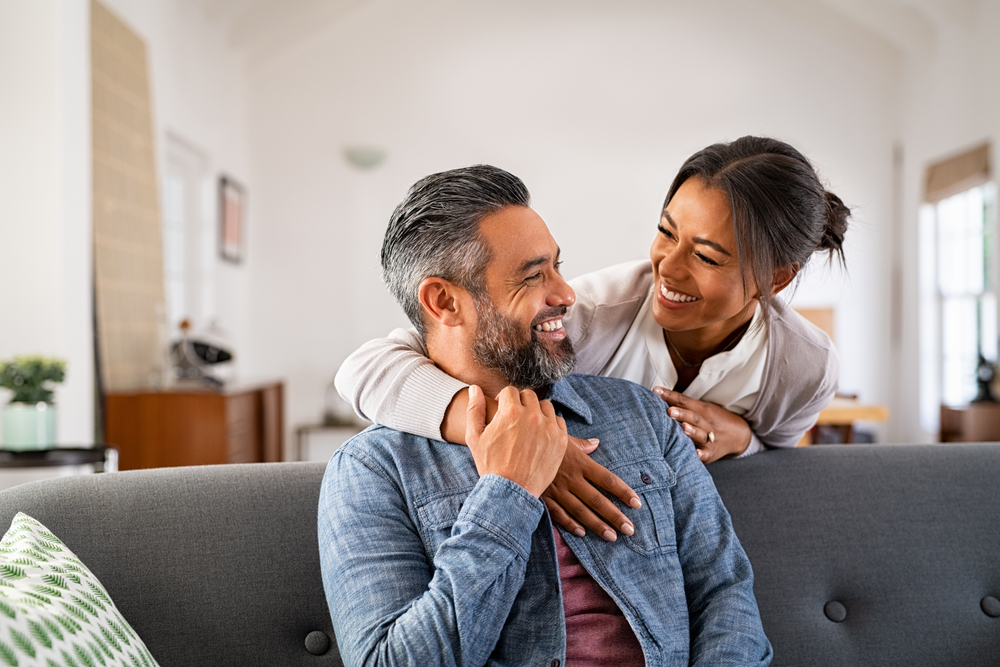 9 Things A Husband Does Differently When He Actually Likes His Wife - Featured image