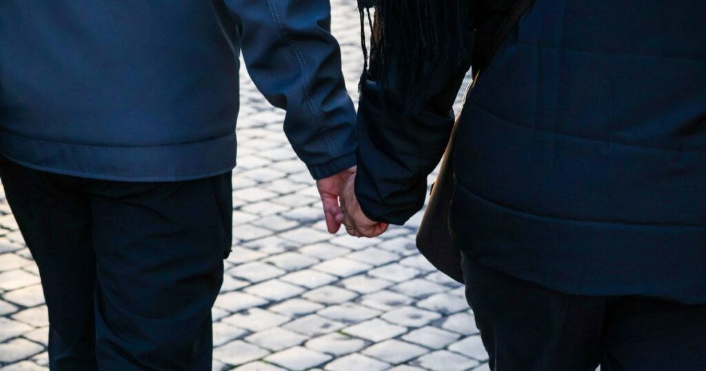 10 Research-Backed Habits That Strengthen a Marriage for the Long Haul - Featured image