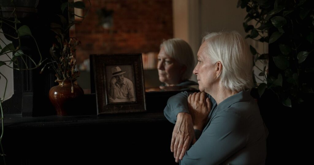 What Happens to Your 401(k) and IRA When You Die? What Beneficiaries Need to Know - Featured image