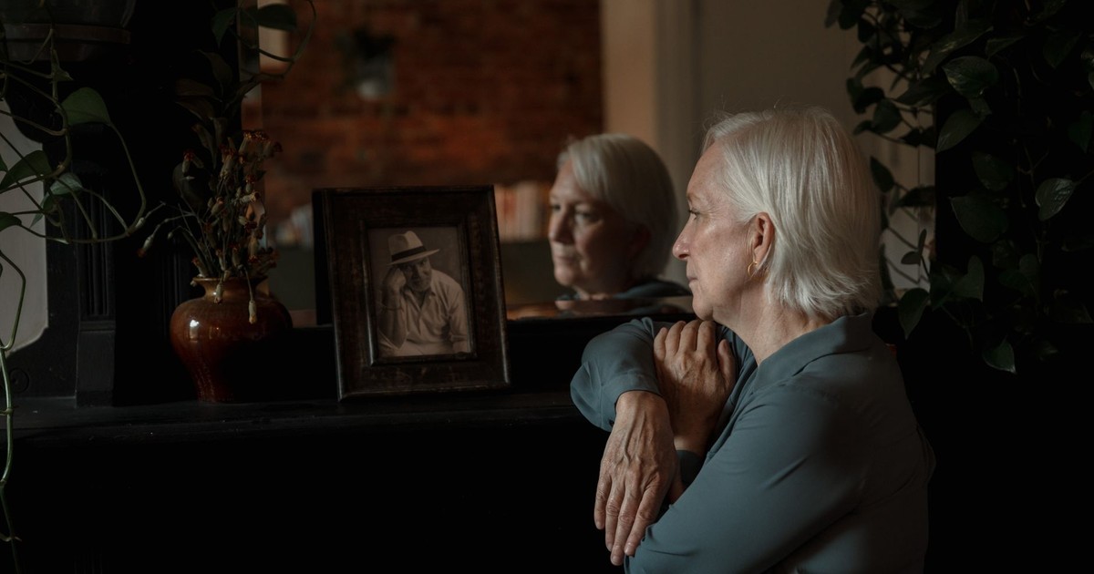 What Happens to Your 401(k) and IRA When You Die? What Beneficiaries Need to Know
