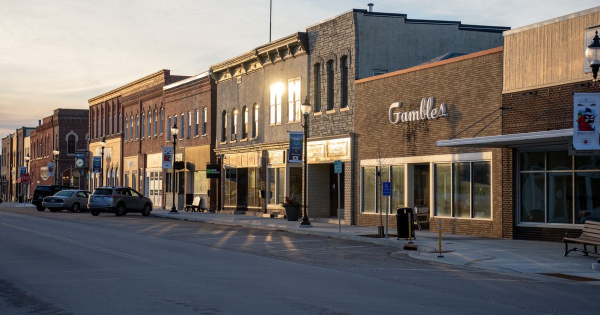 Quaint historic downtown Wabasha, Minnesota, at sunset with charming storefronts.