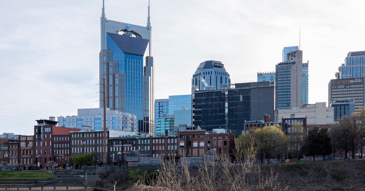 View of Nashville's iconic AT&T Building and downtown skyline.