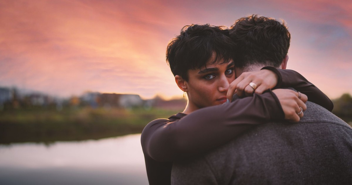 10 Little “White Lies” That Are Slowly Damaging Your Relationship