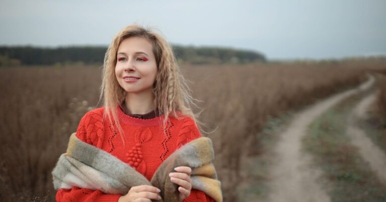 17 Things To Stop Doing Immediately If You Don’t Want To Be Miserable For The Rest Of Your Life - Featured image