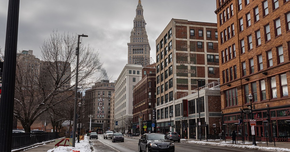 View of downtown Cleveland featuring Terminal Tower on a winter day.