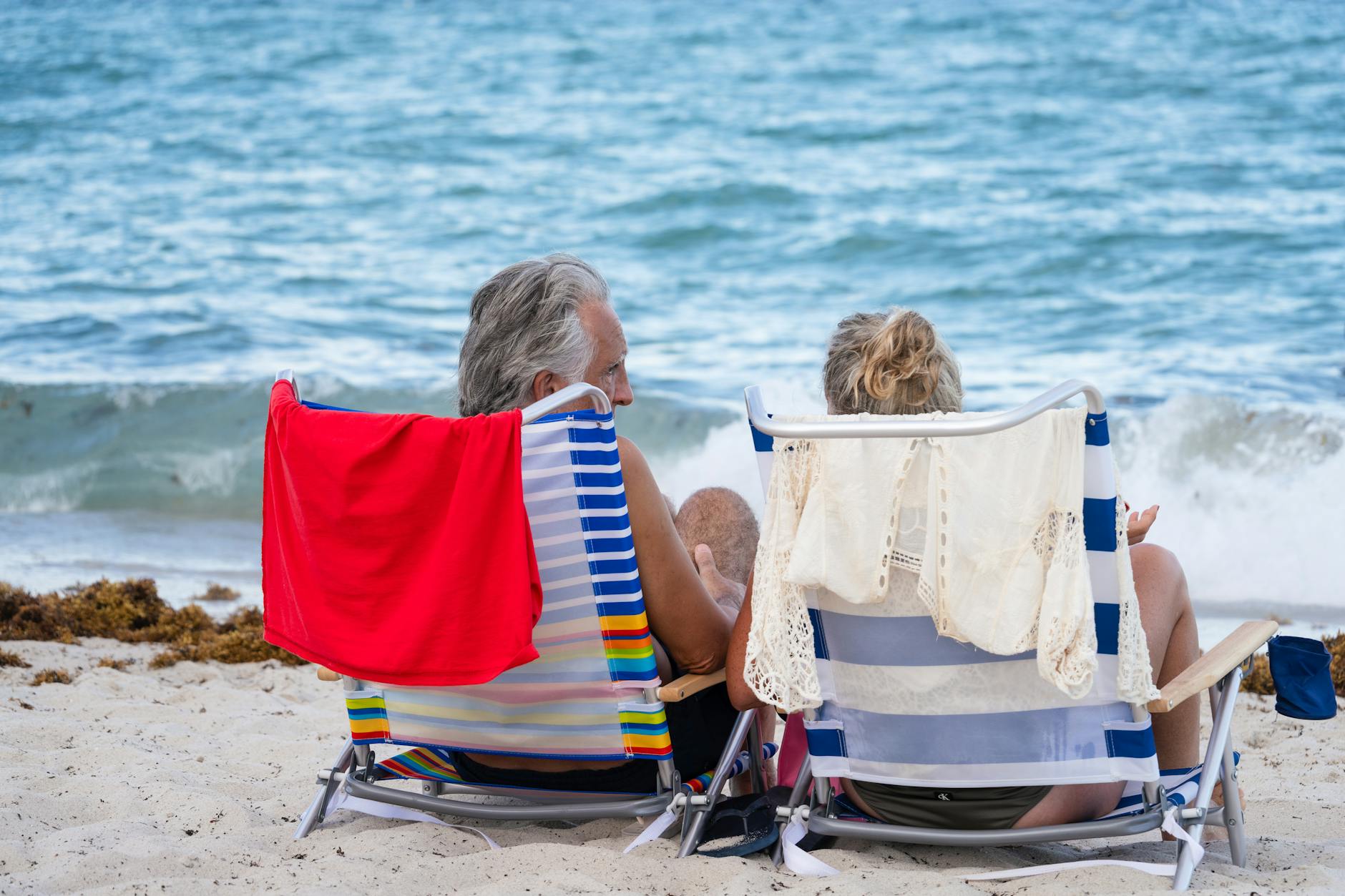 Why are more Americans retiring earlier this year?