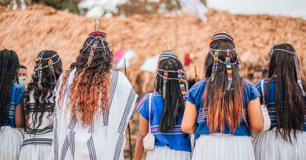 Cultures Around the World That Recognize More Than Two Genders - Featured image