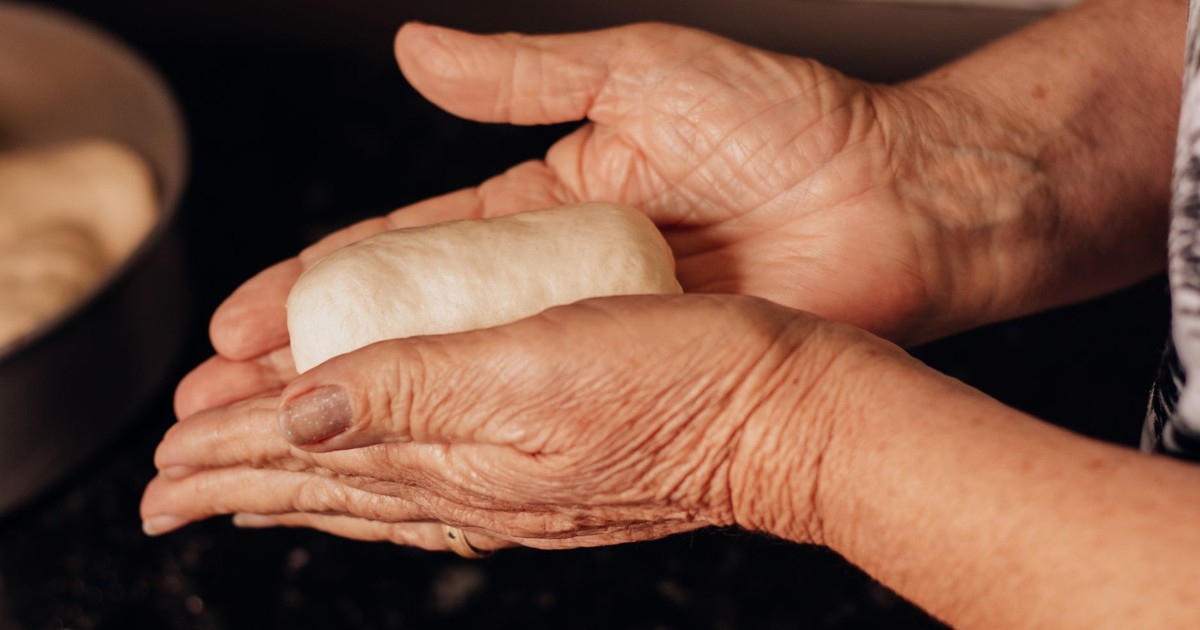 Scientists Say This Daily Kitchen Habit Could Raise Your Dementia Risk
