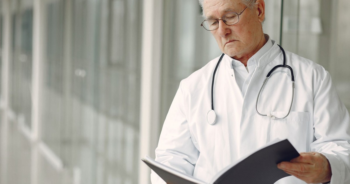 13 Parkinson’s Disease Symptoms You Should Never Ignore