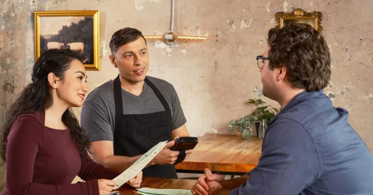 14 Things Your Server Notices About You the Moment You Sit Down - Featured image