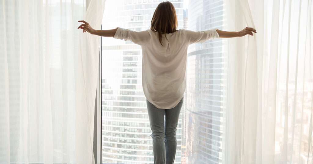 Your Sunday Routine Has a Huge Impact on Your Stress Levels for the Rest of the Week - Featured image