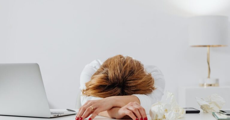 Silent Cancer Symptoms Oncologists Say People Ignore - Featured image